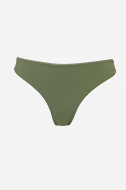 String - Bronze green