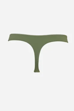 String - Bronze green