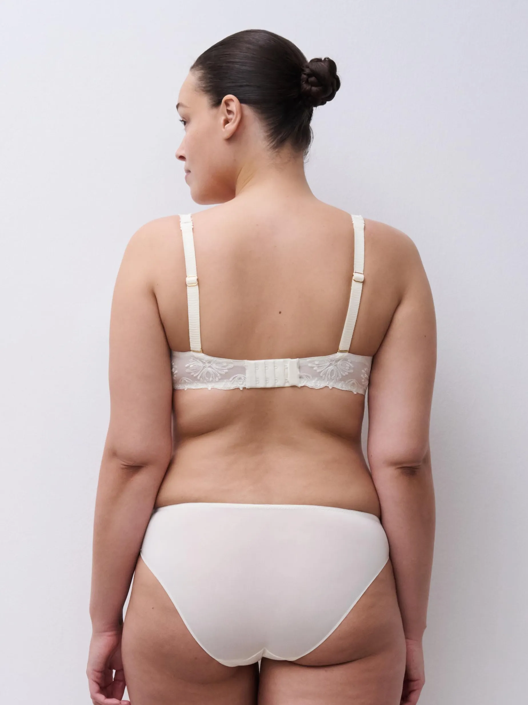 Trusse - Ivory