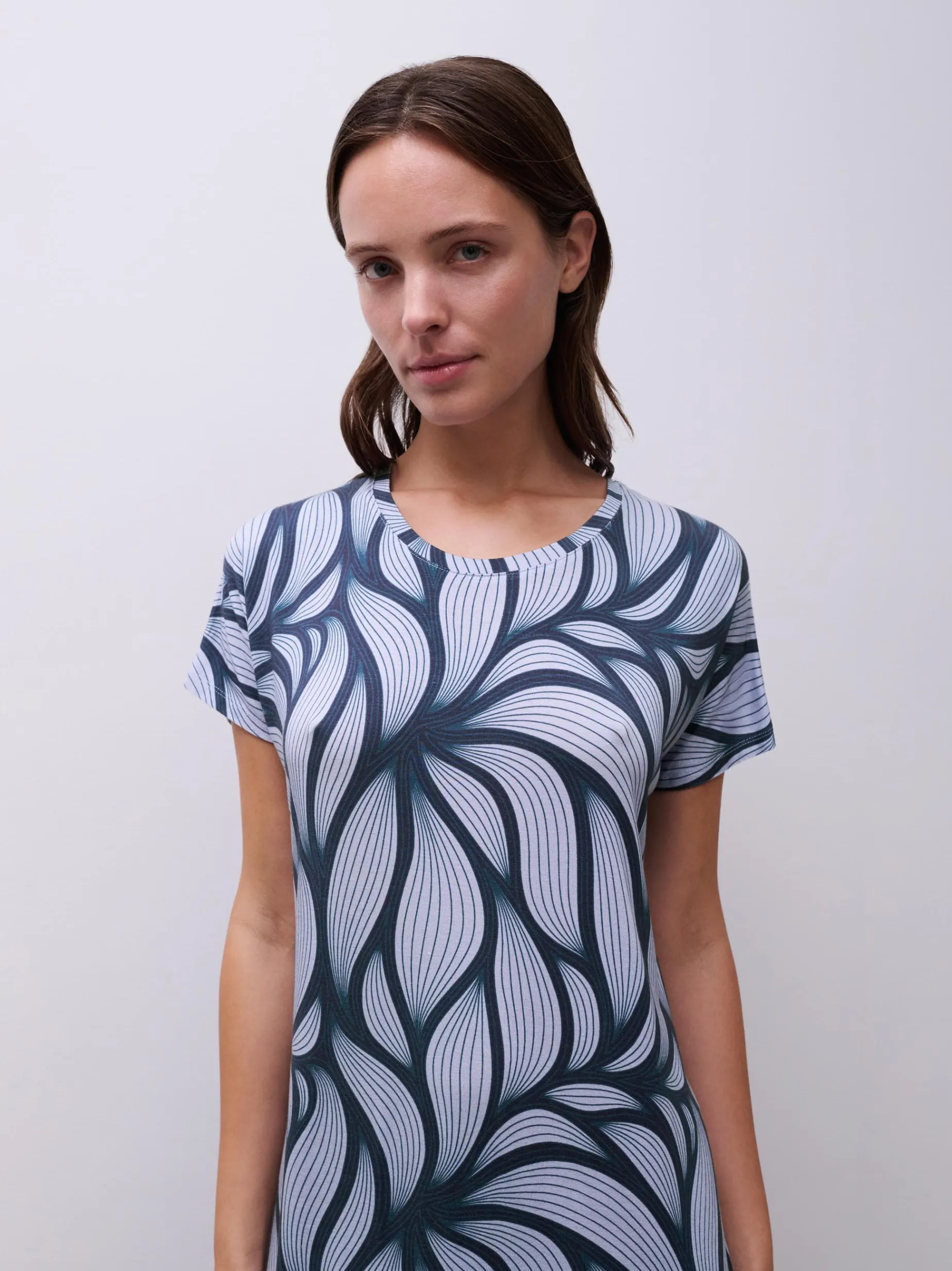 YARA - Natkjole SS - Blue petal